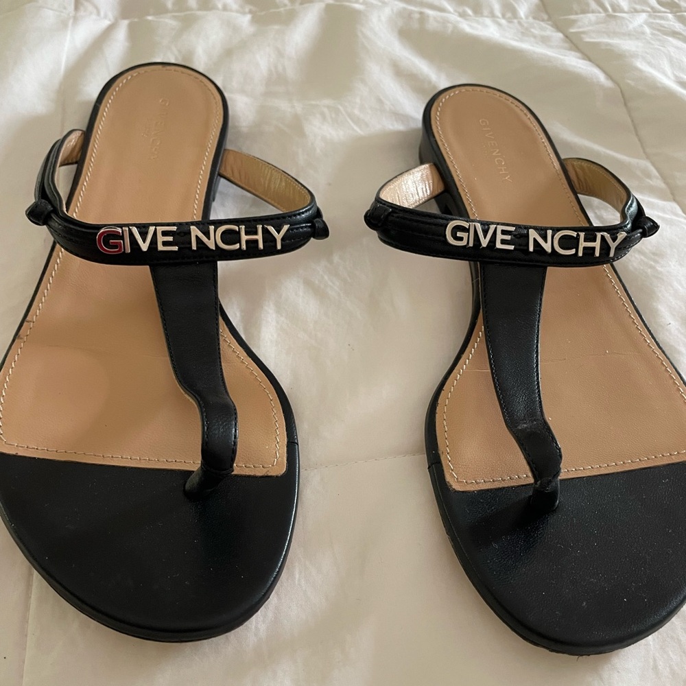 Givenchy black flip flops